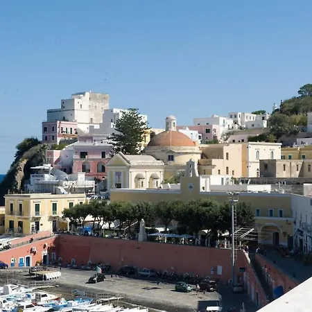 Agenzia Isotur Il Faro *